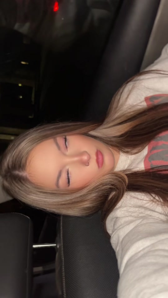@ella.kellams
