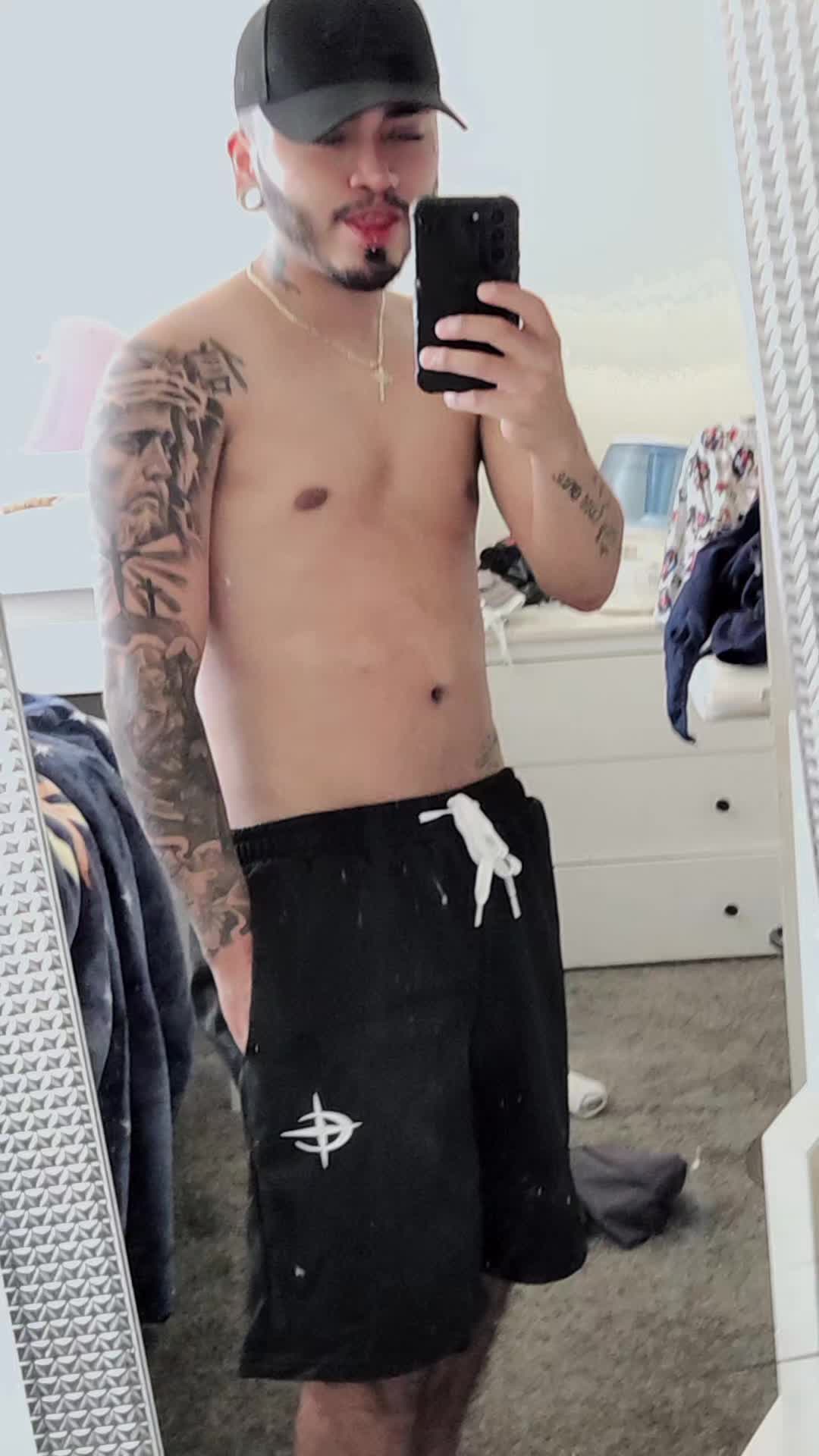 @🖤🤍Carlithos🤍🖤