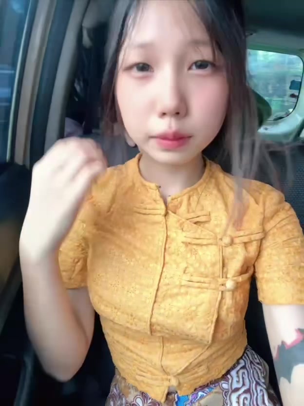 @T