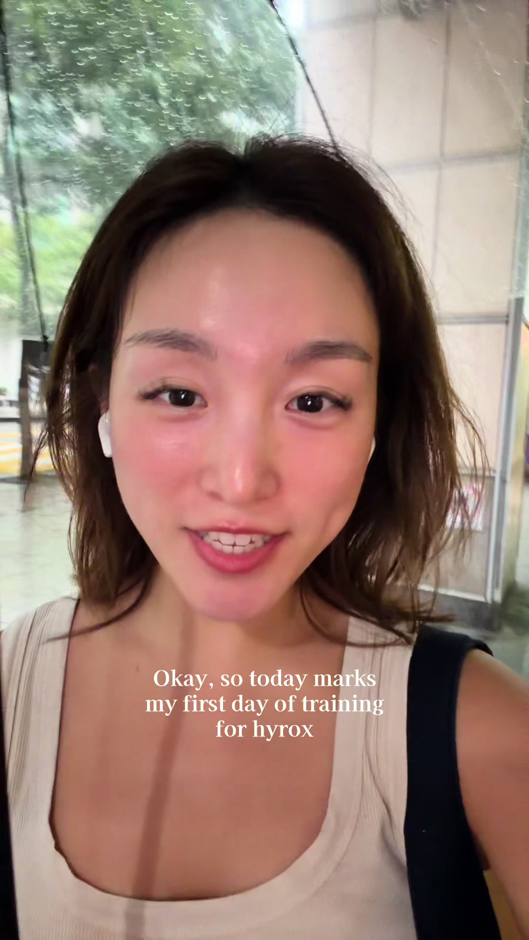 @_jenniferha_
