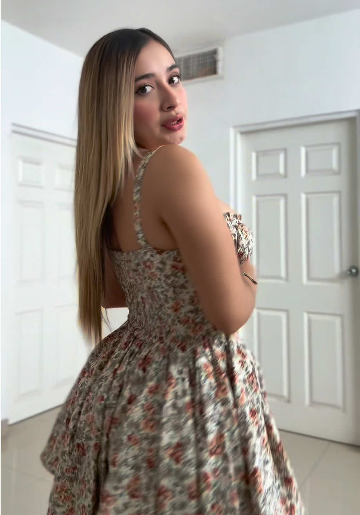 @Alejandra Espeleta