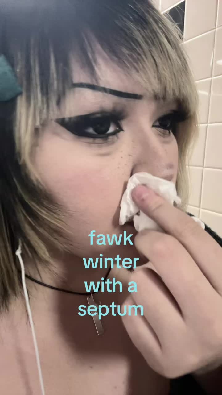 @herheadfelloff