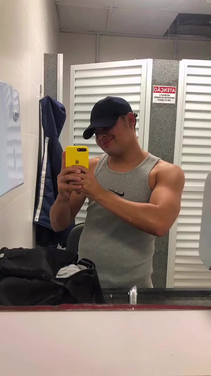 @oficialtonny10