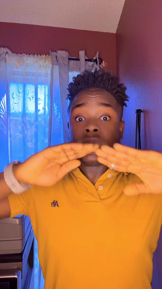 @Sm&iuml;l&euml;s L&euml;g&ecirc;&ntilde;d