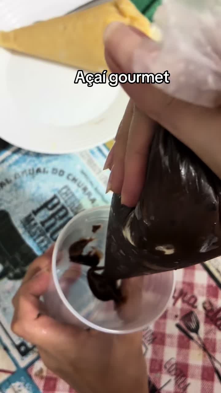 @claudianemarinho03