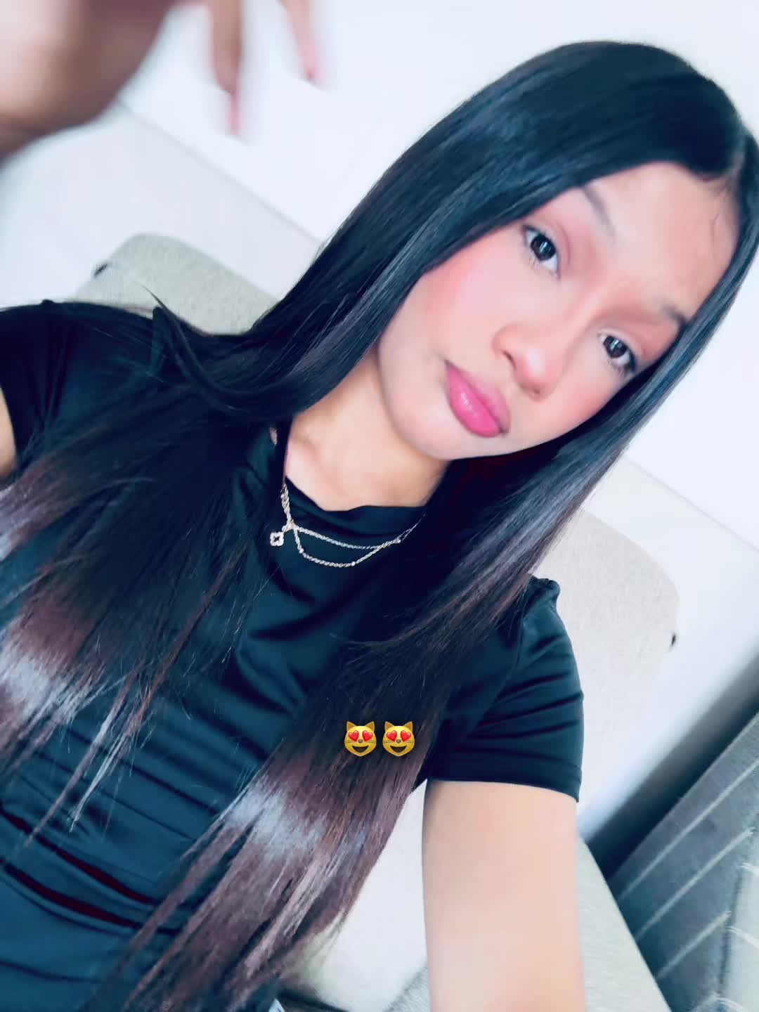 @𝐍𝐚𝐨𝐦𝐢🦁