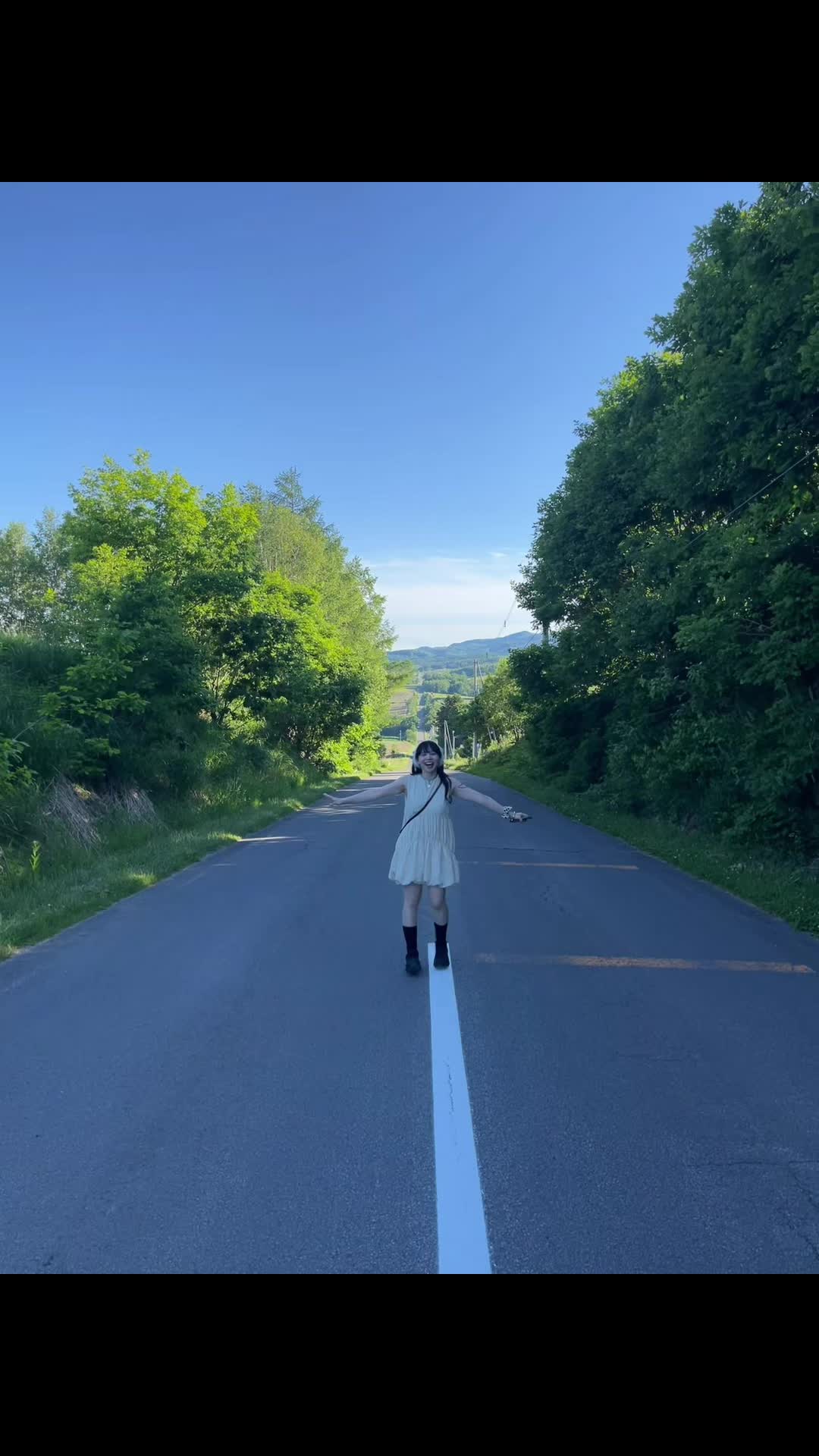 @るう