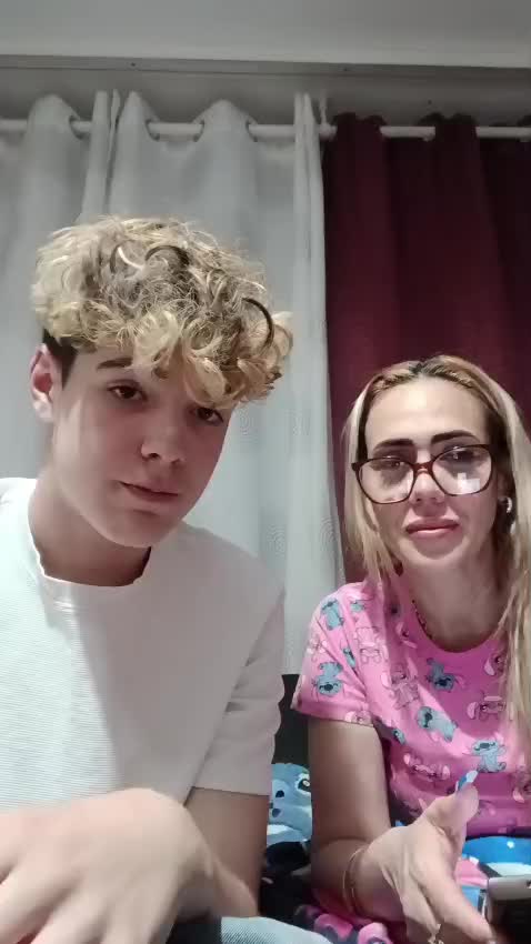 @Rapunzel  🇨🇺🇩🇪