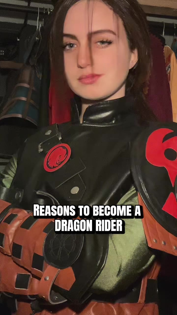 @Allie_Cosplay