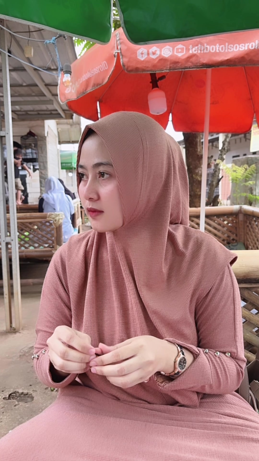 @akunaslihajah