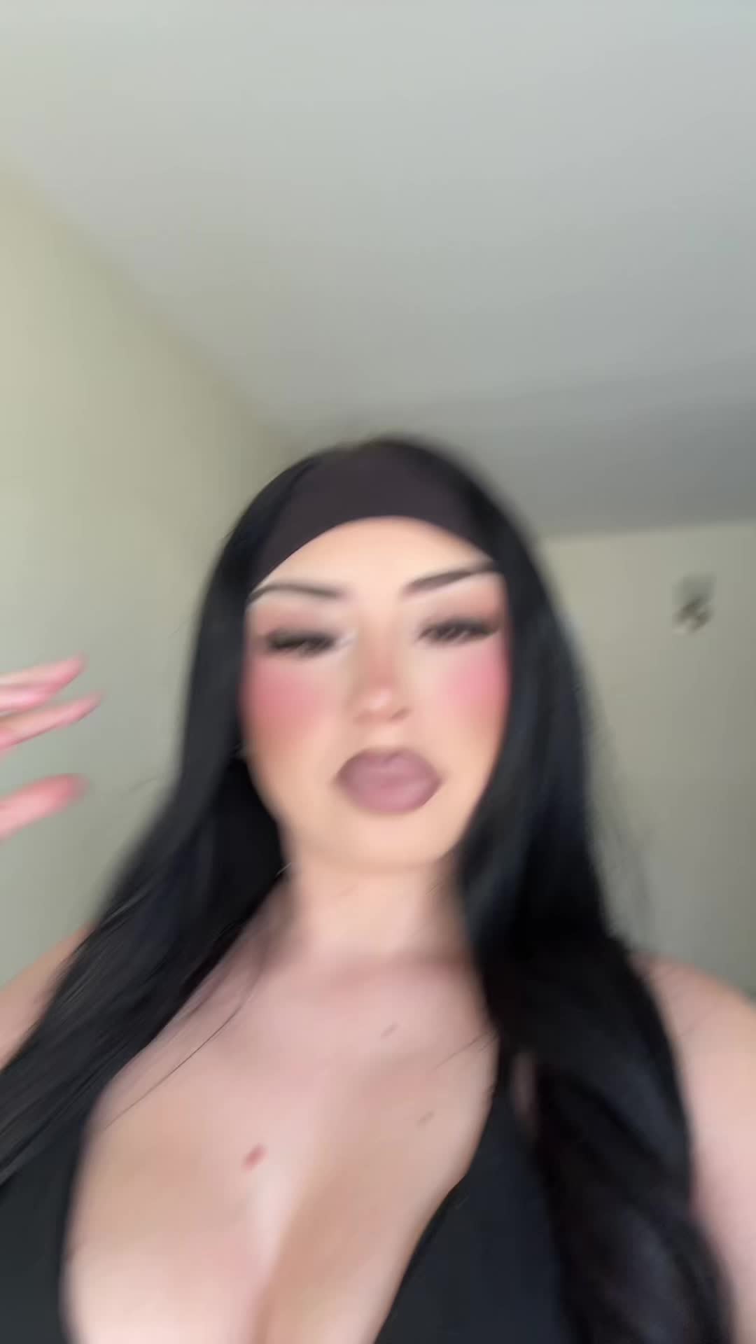 @♕