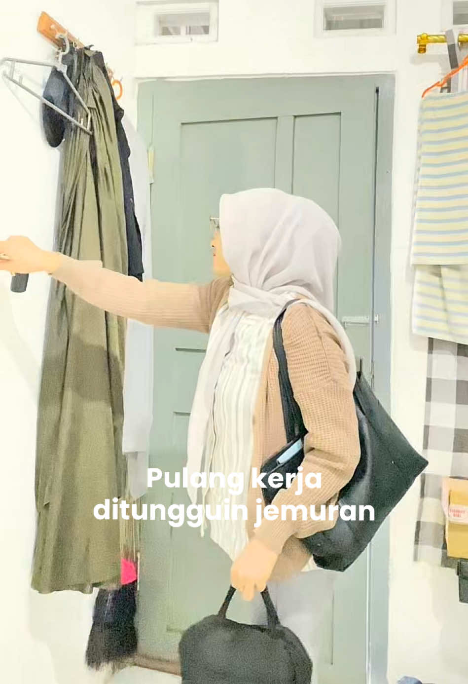 @Ayundiary~