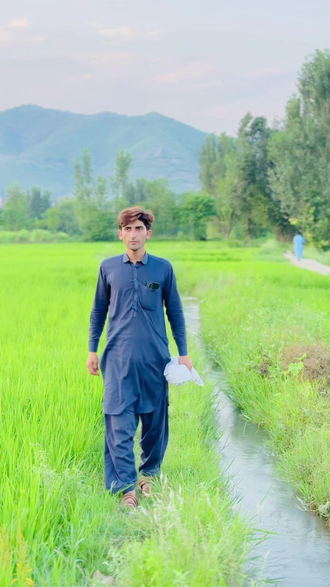 @H.❤️Ishaqkhan009