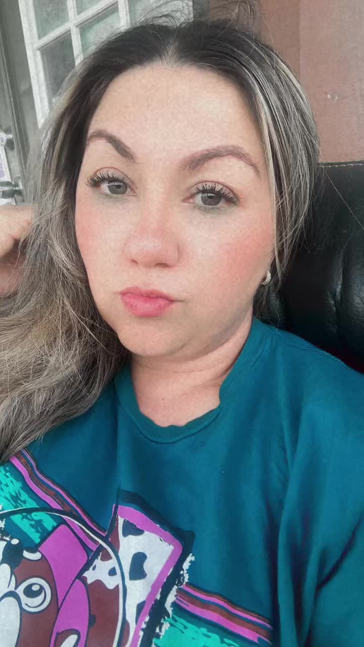 @Angelica González