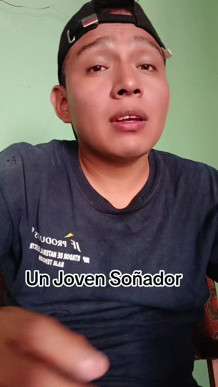 @Un Joven So&ntilde;ador Sv