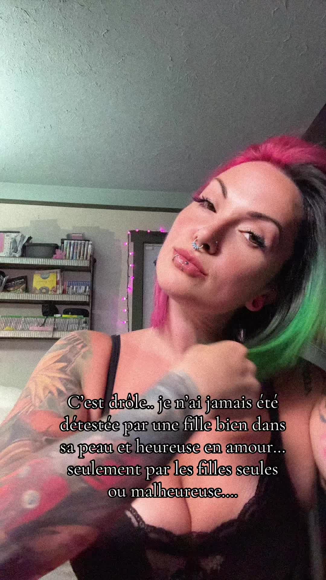 @Miss Juicy Peach