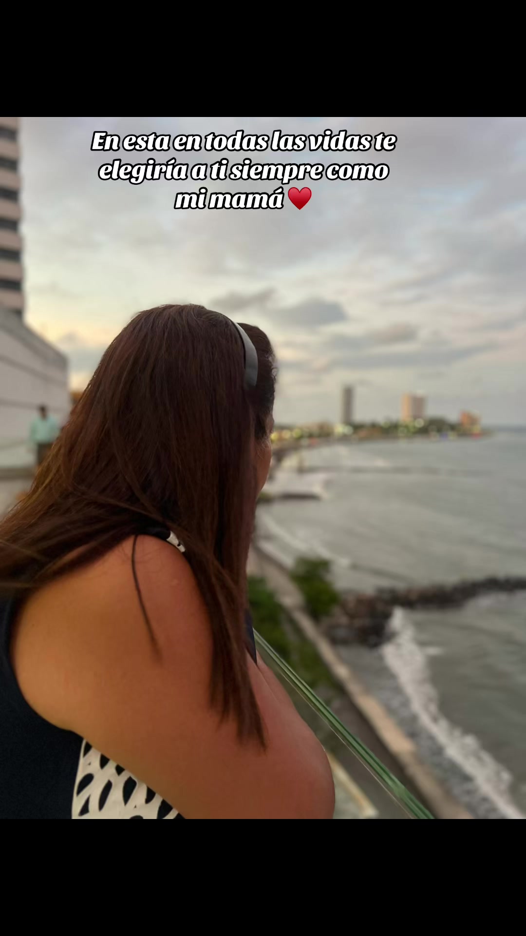 @aylinata_