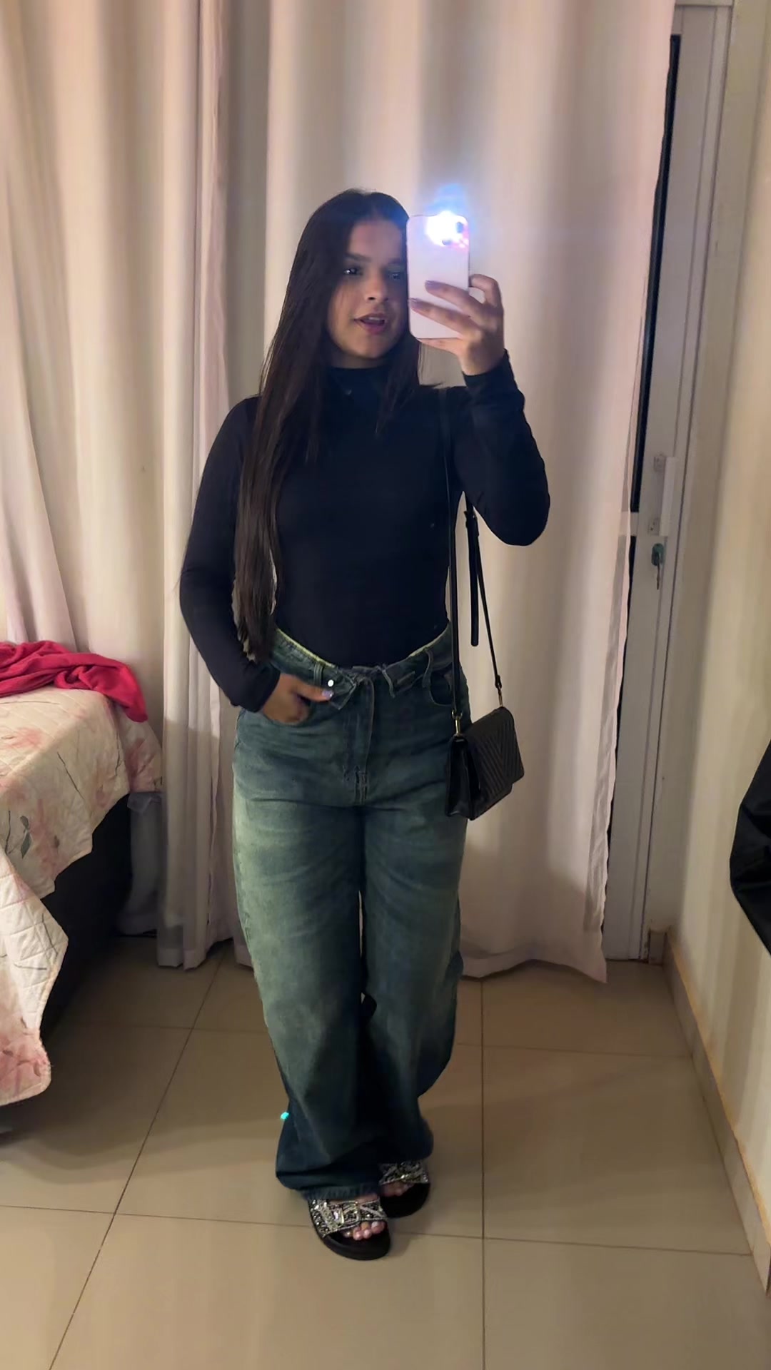 @livia cardoso