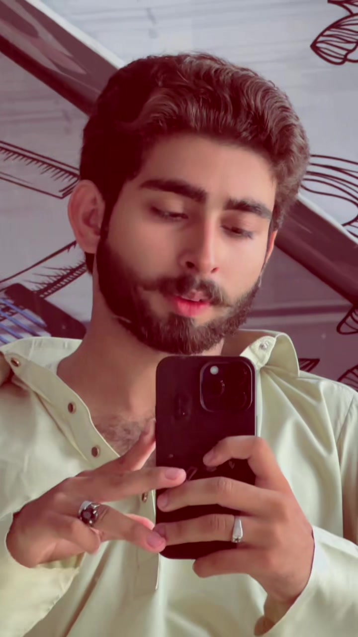@آنا پرست 😎🔥