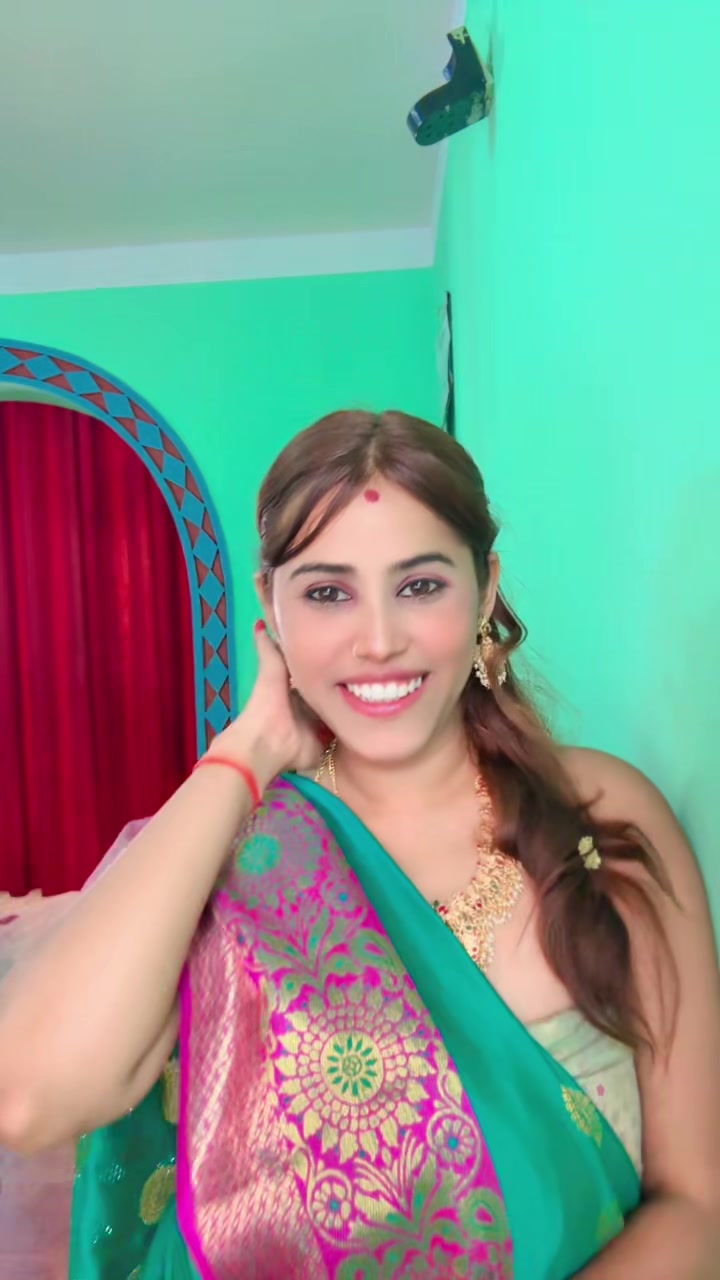 @ishika_jha07