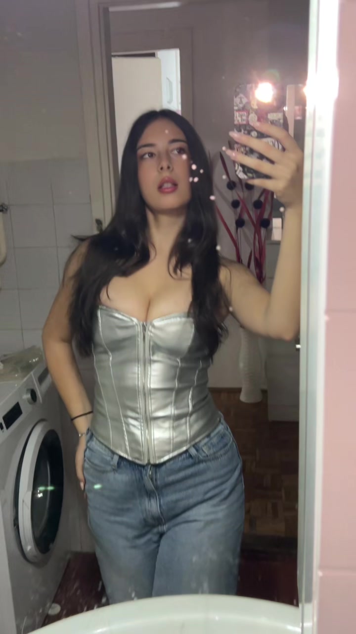 @teodoraa