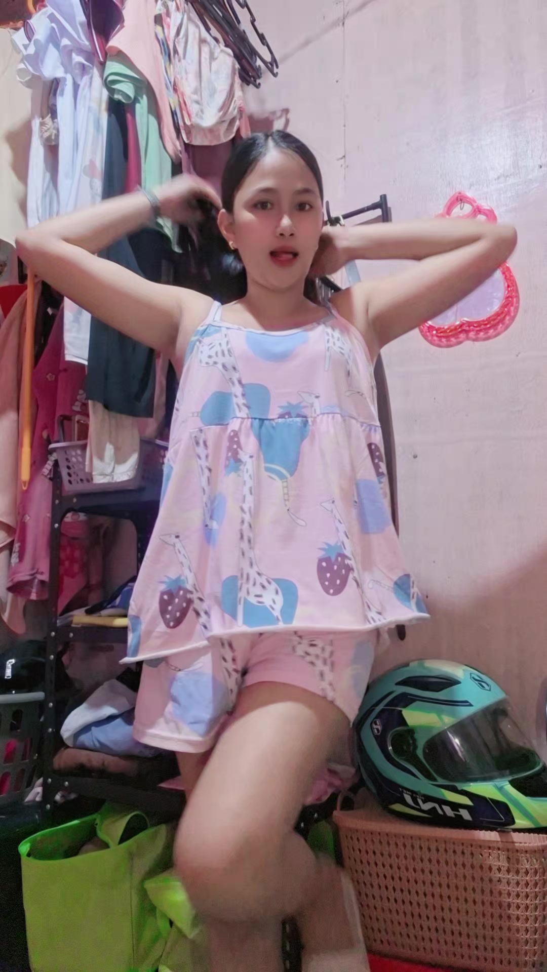 @🧚