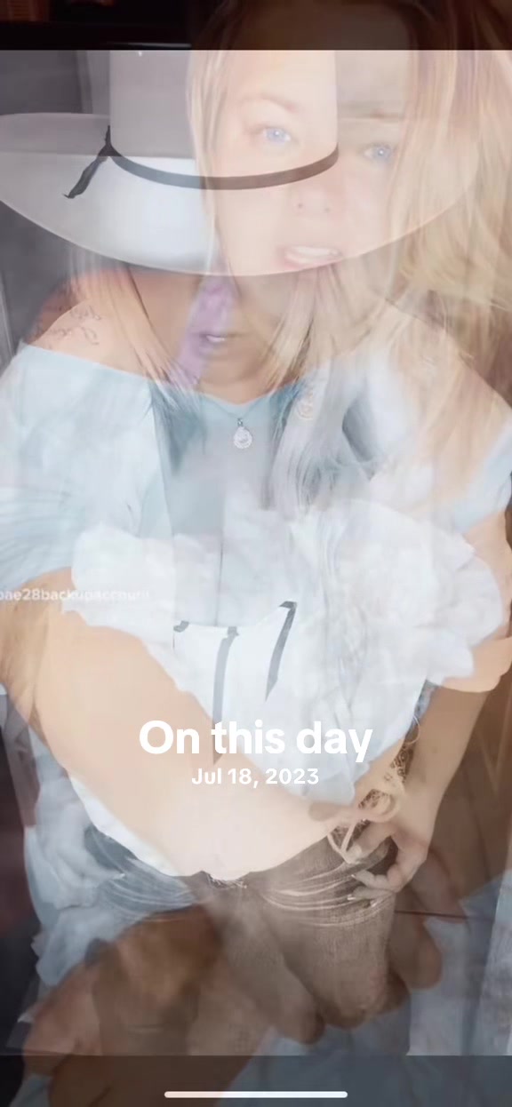 @Chaybae