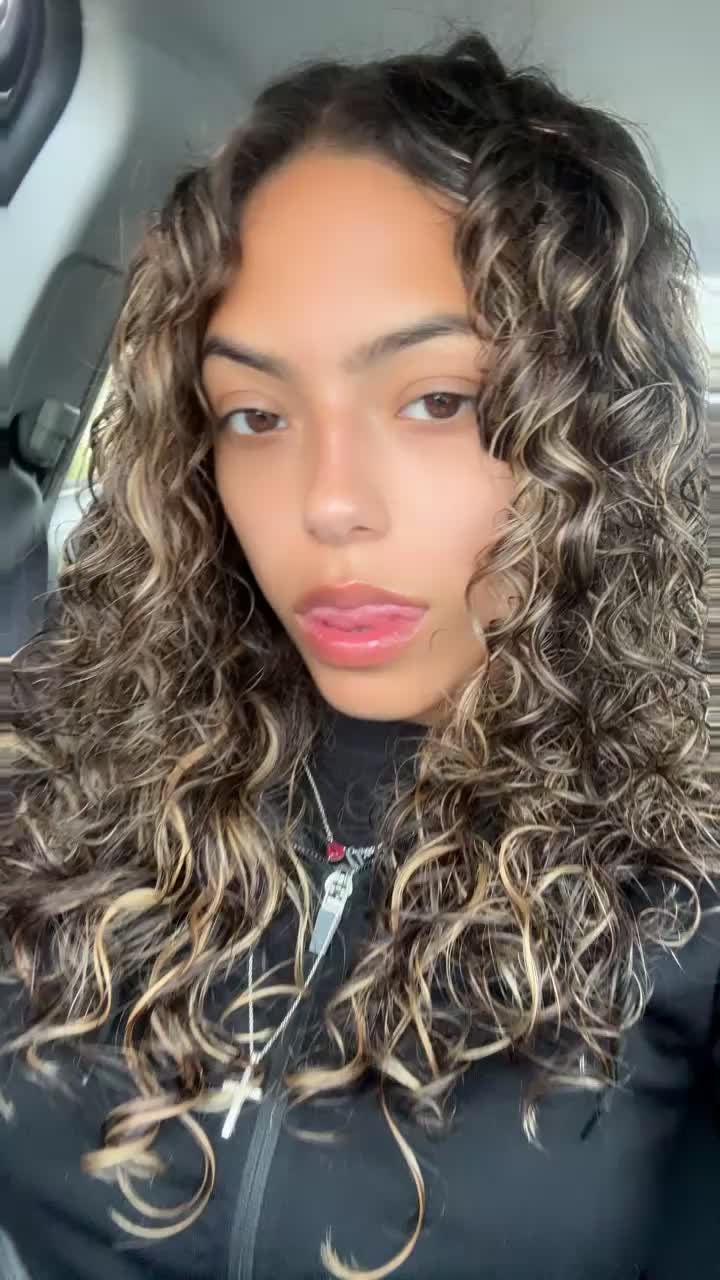 @𝓨𝓪𝓵𝓲🇵🇷💙