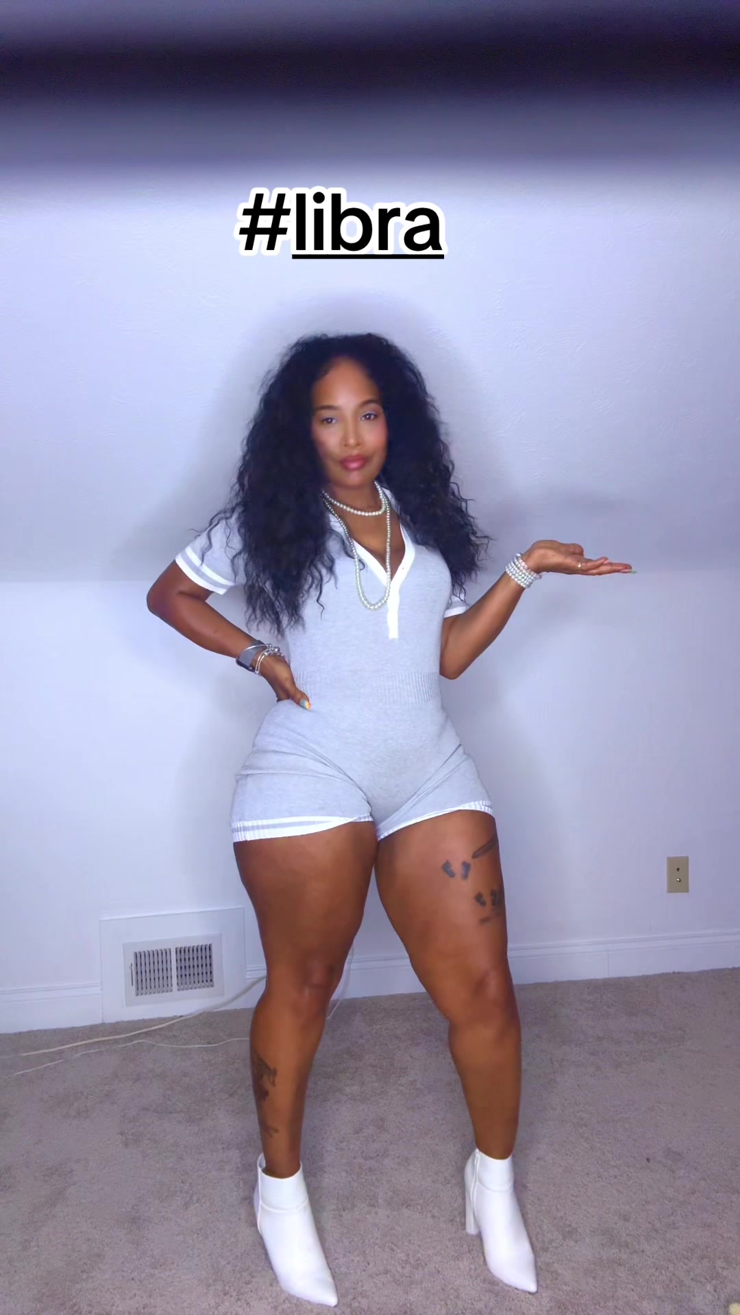 @Zimaluv a.k.a. Mz.Hipz