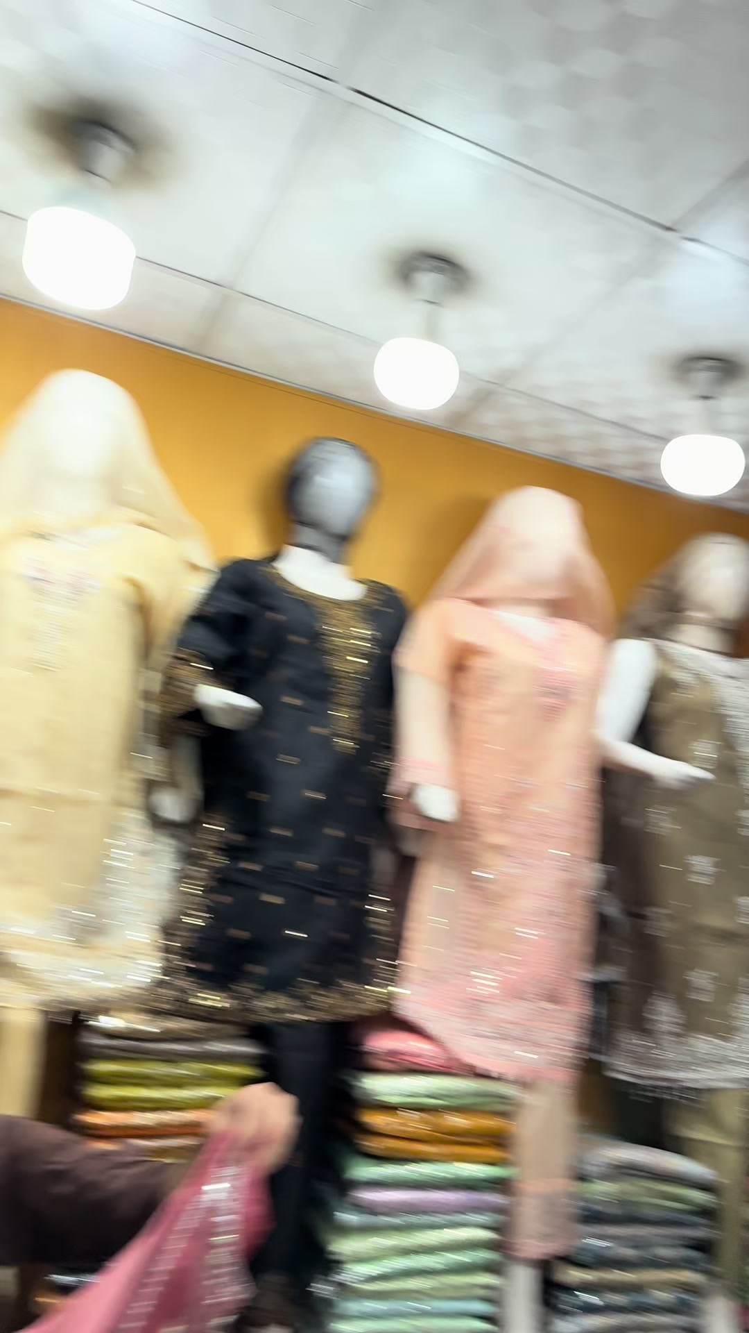 @Golden Garments