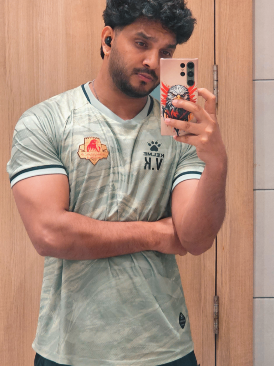 @Vineeth Kumar😍🇧🇭