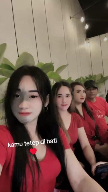 @__________________🇹🇼