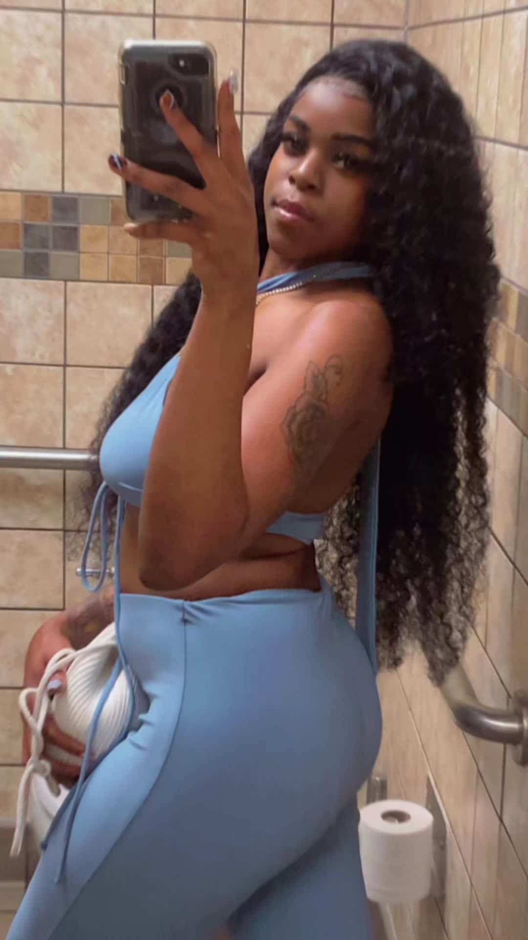 @ellej1804