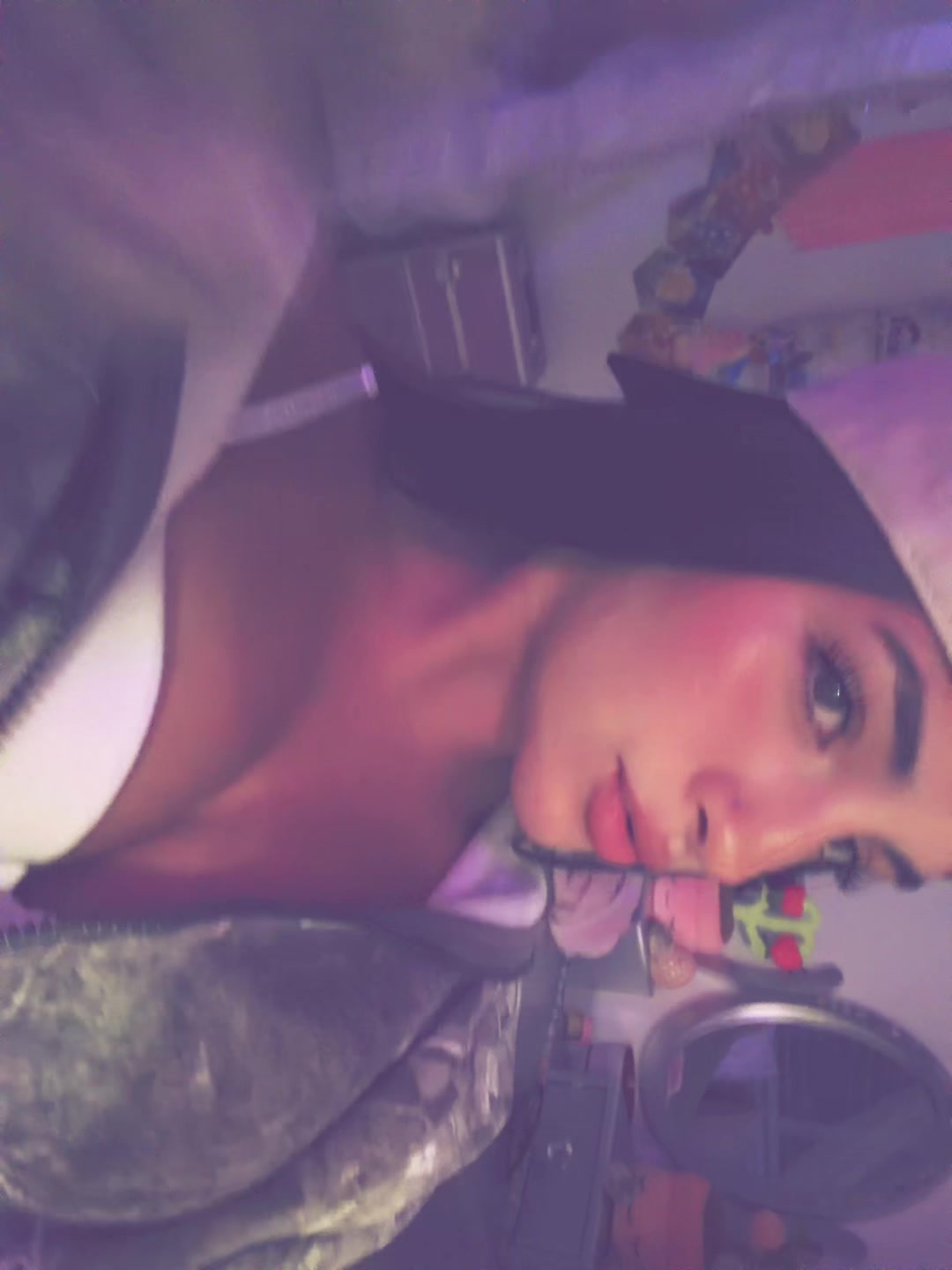 @itsvalur