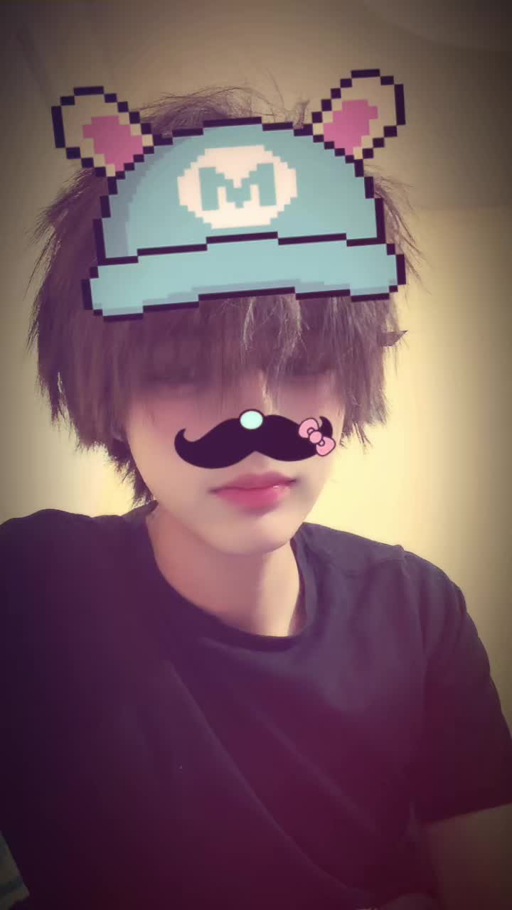 @🕸️