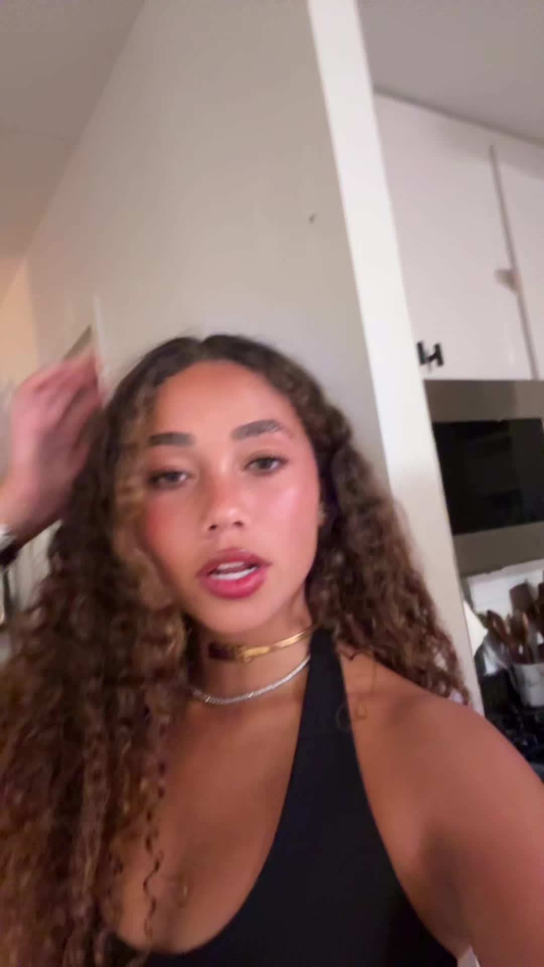 @Ava Robin