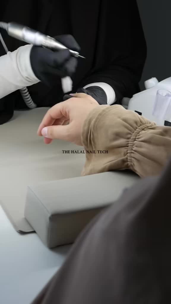 @thehalalnailtech