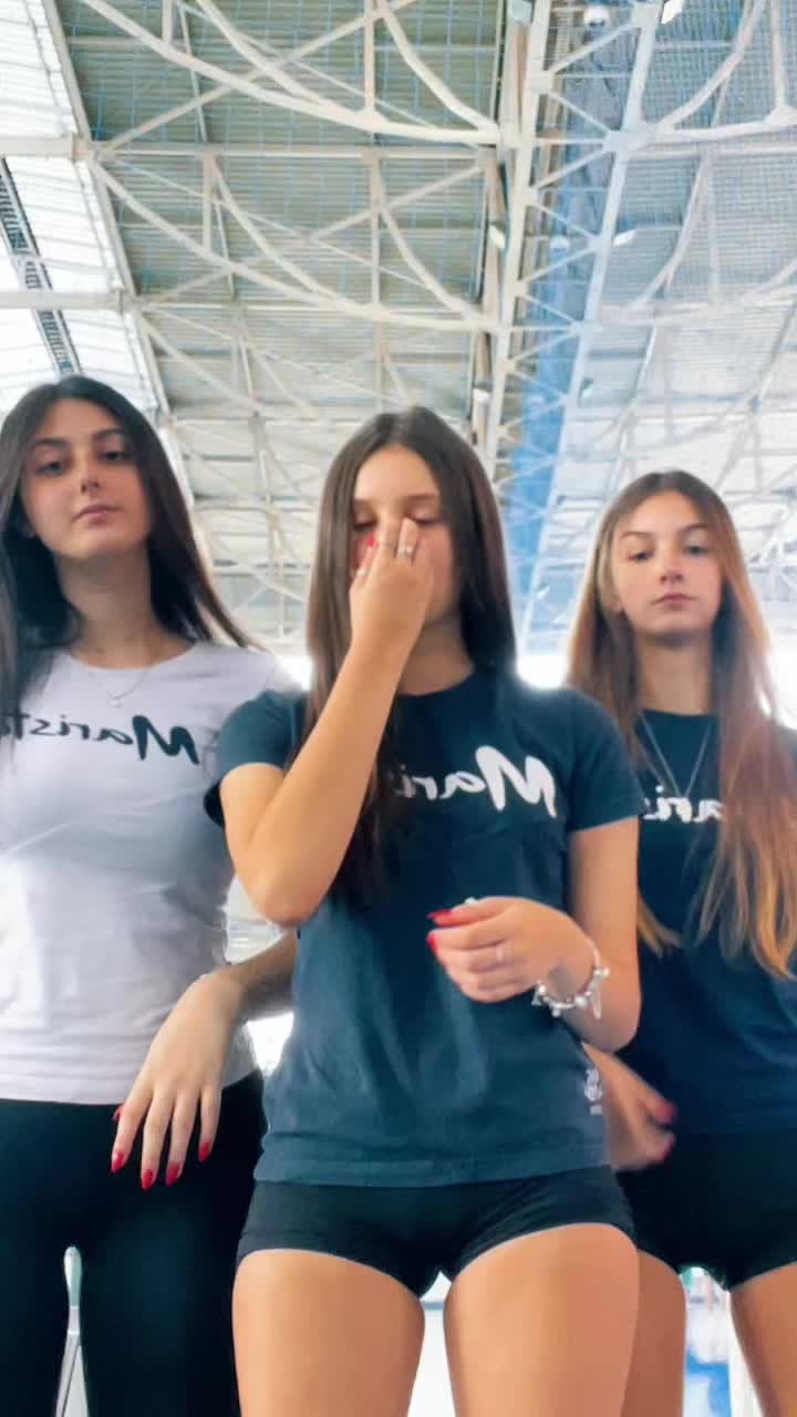 @juliaabrantes