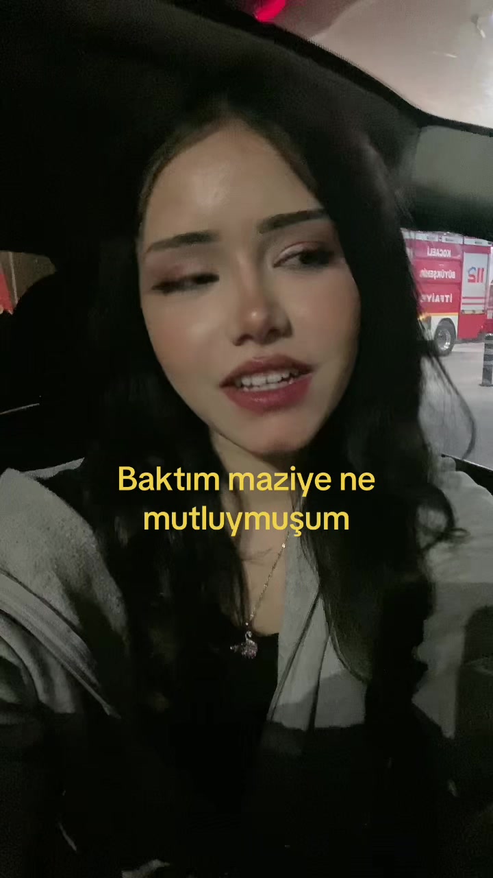 @Şapkalıkız