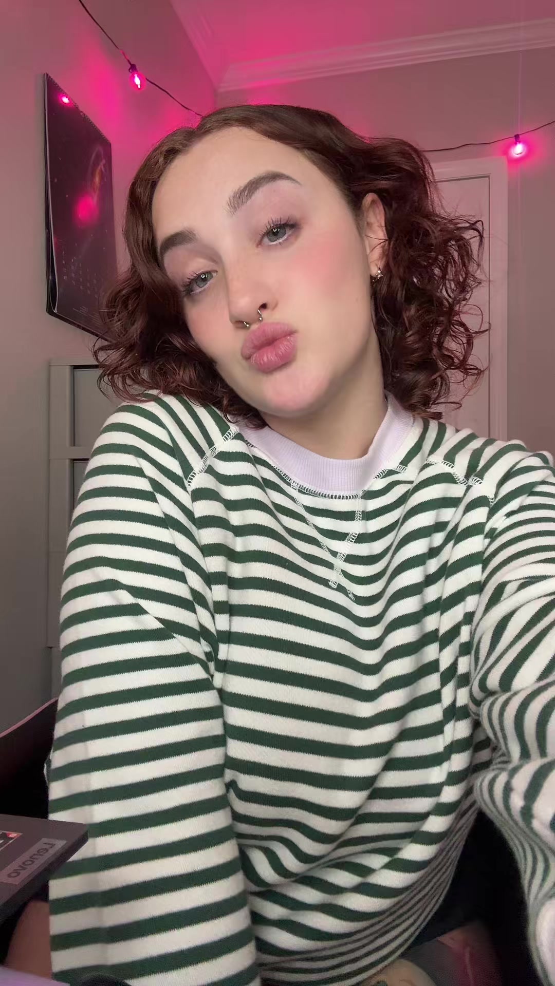 @claraharlanxo