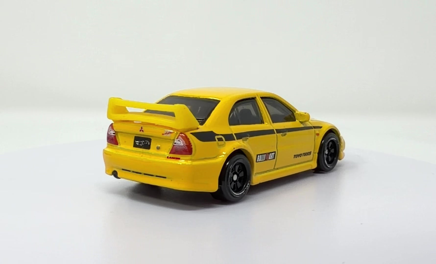 @diecasthype
