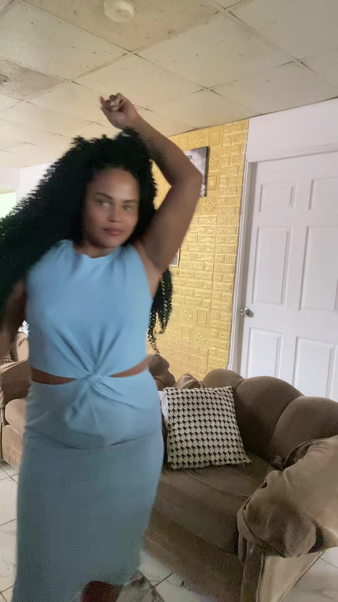 @SHASKIALABOMBA🥷🇻🇪👩🏾🦱