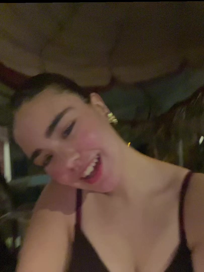 @♕
