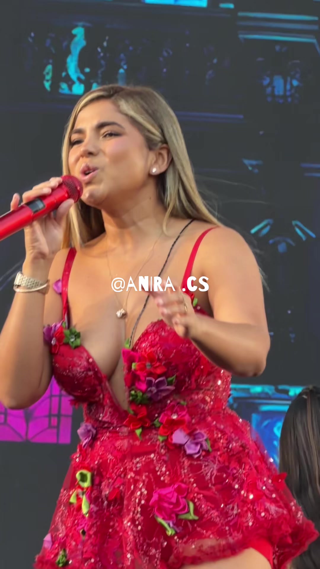 @💛💋ANiRa💃🎤💫