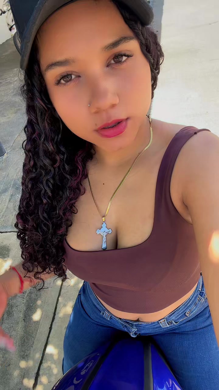 @Tatiana Robles💚👮🏽