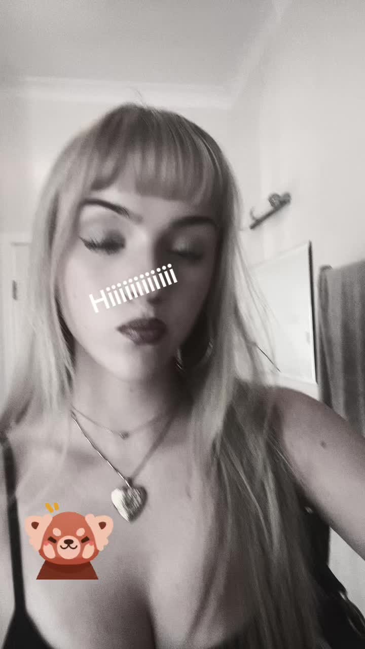 @lovetakessmiles