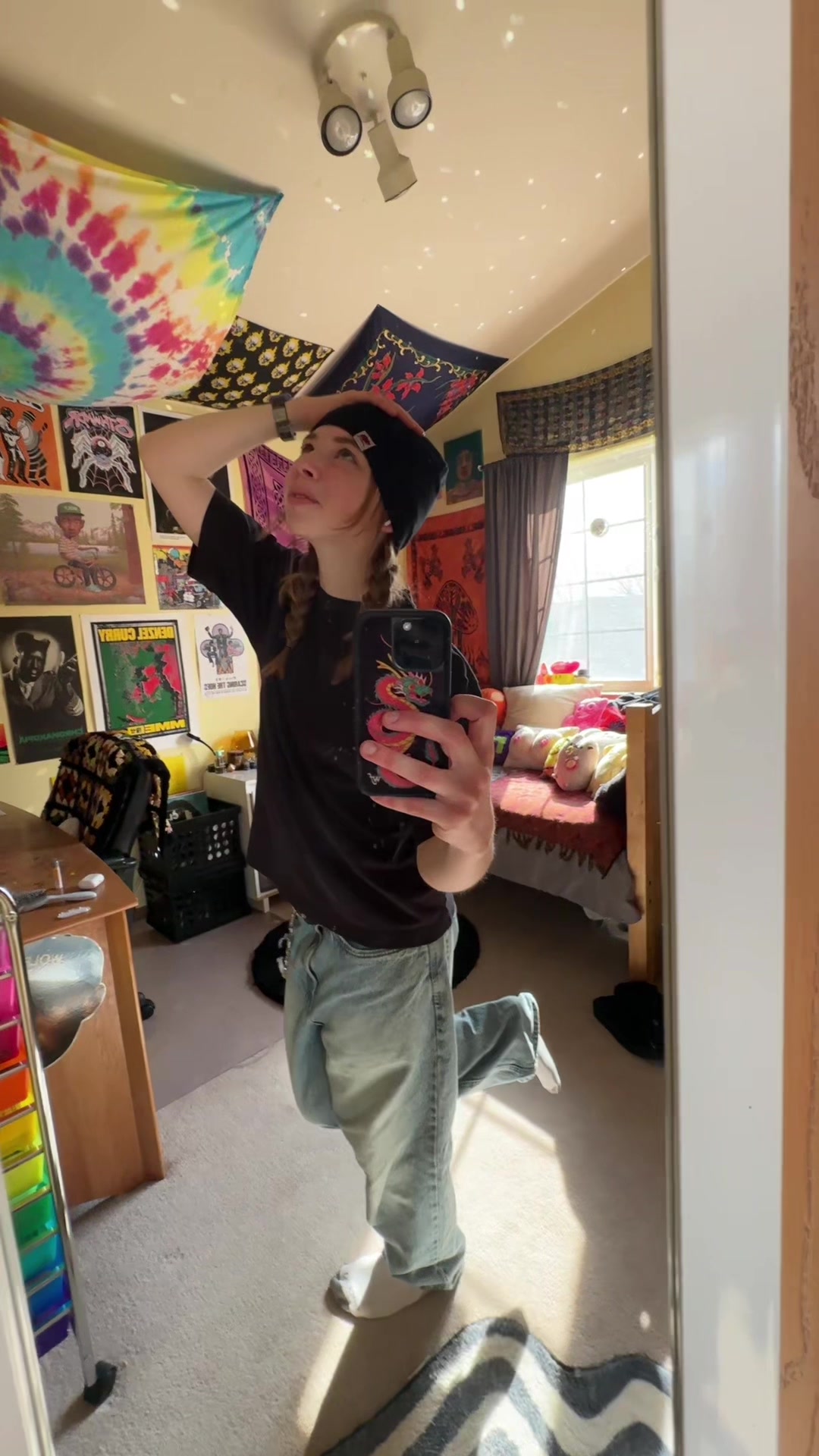 @MEL SUCKS