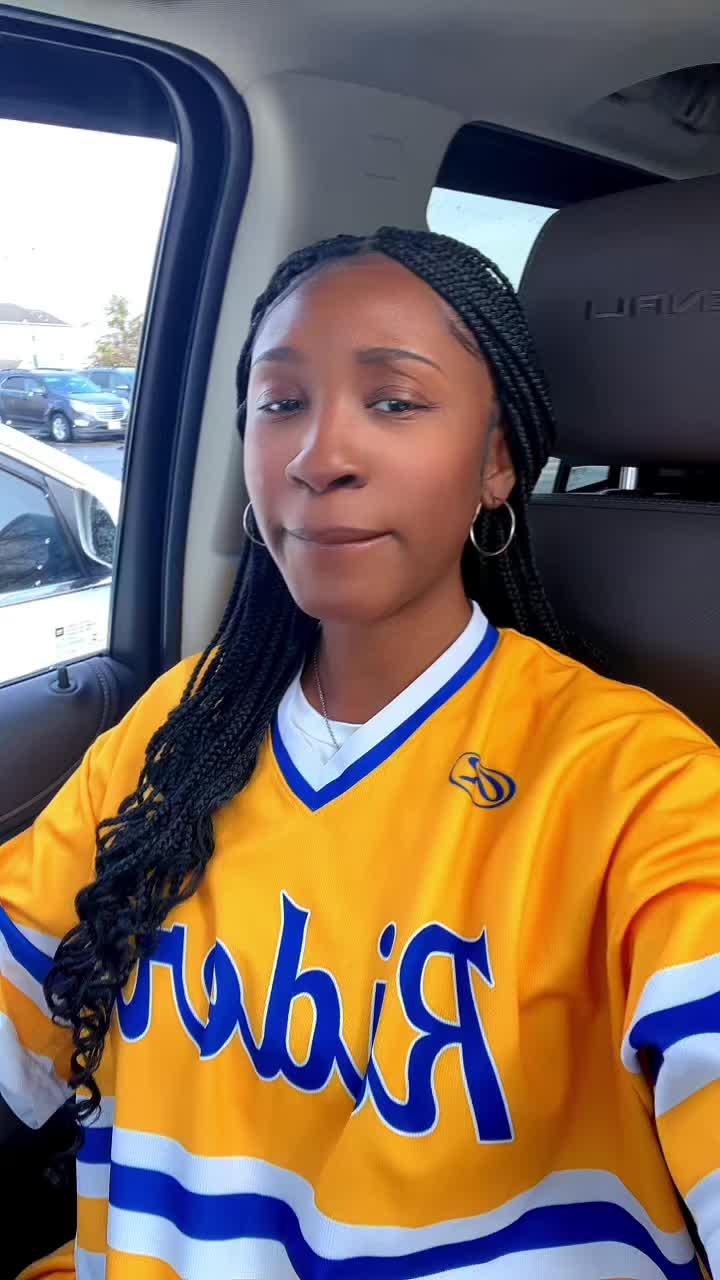 @Tee