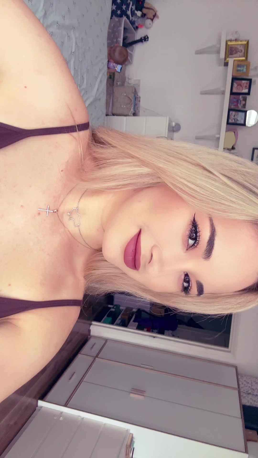 @diana_bizhyk
