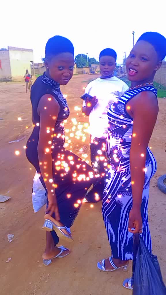 @elenr